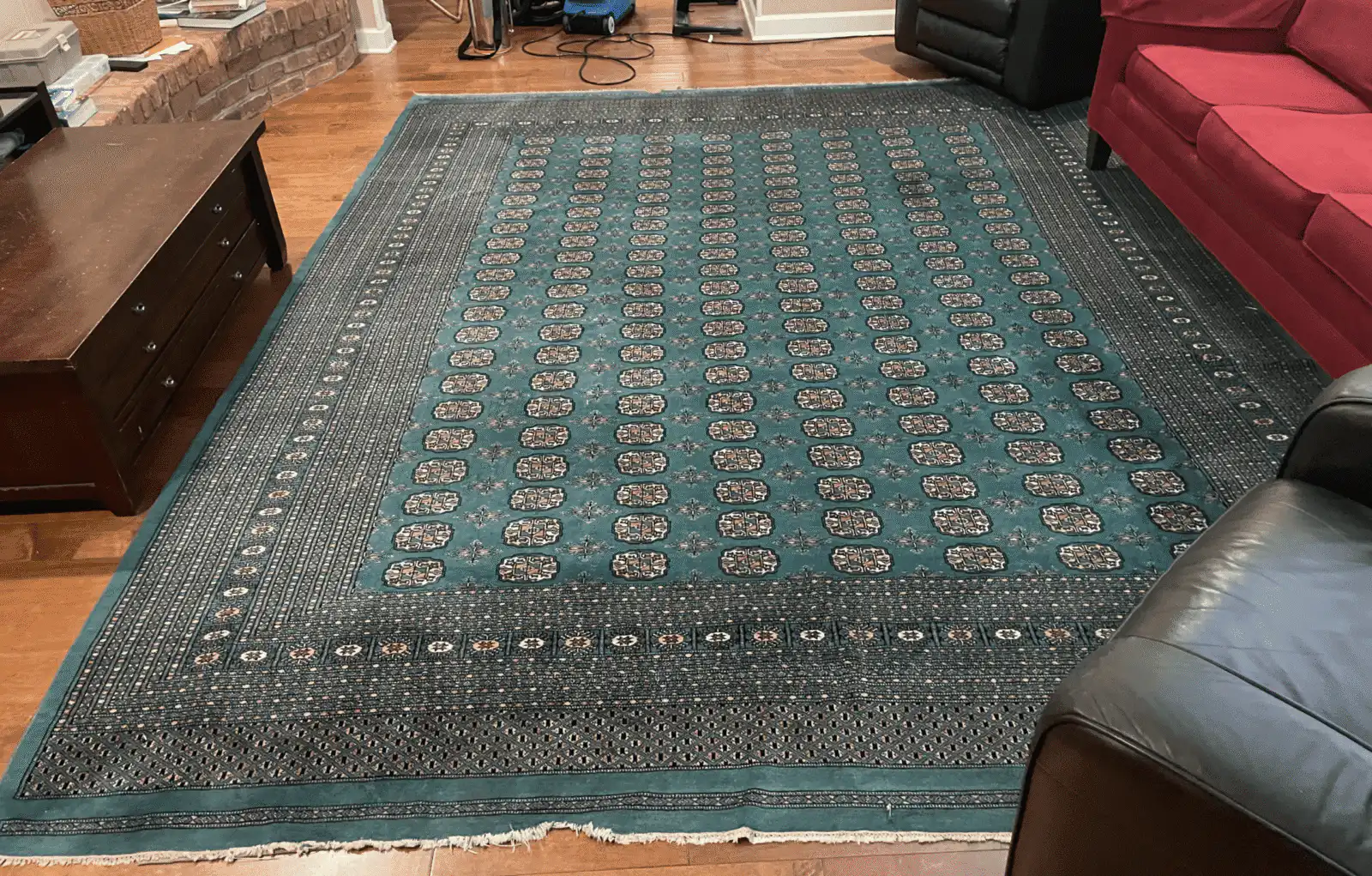 Before and after area rug cleaning in Surprise living room