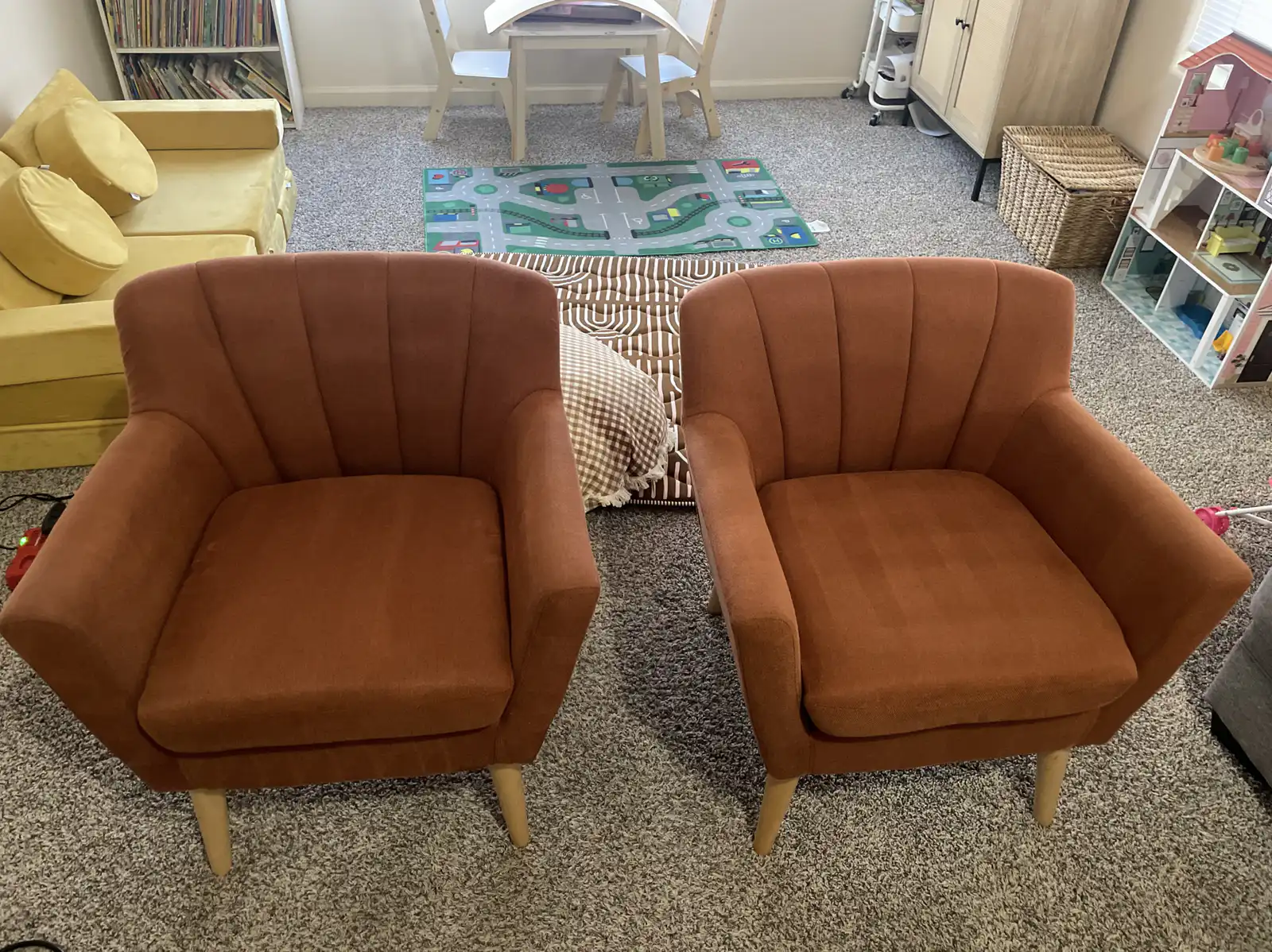 Before and after Accent Chair Cleaning in Sun City