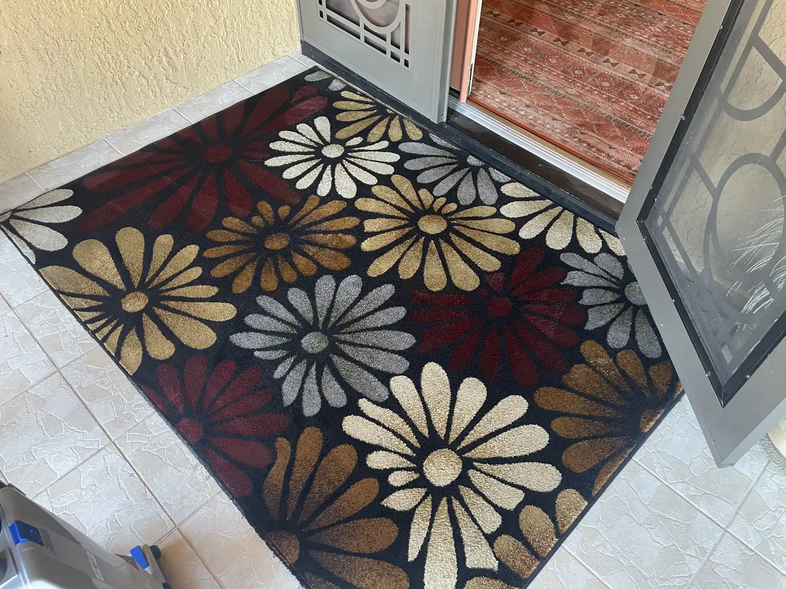 Before and after organic cleaning of outdoor rug in Phoenix