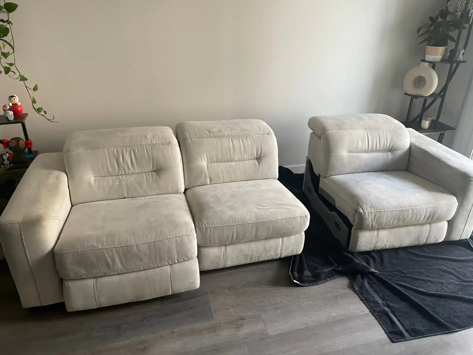Before and after sofa cleaning results